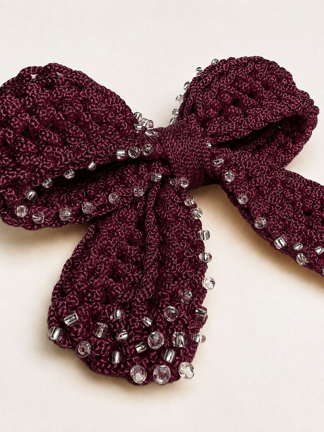 Fermaglio per capelli all’uncinetto — Mosto/Wine con perline