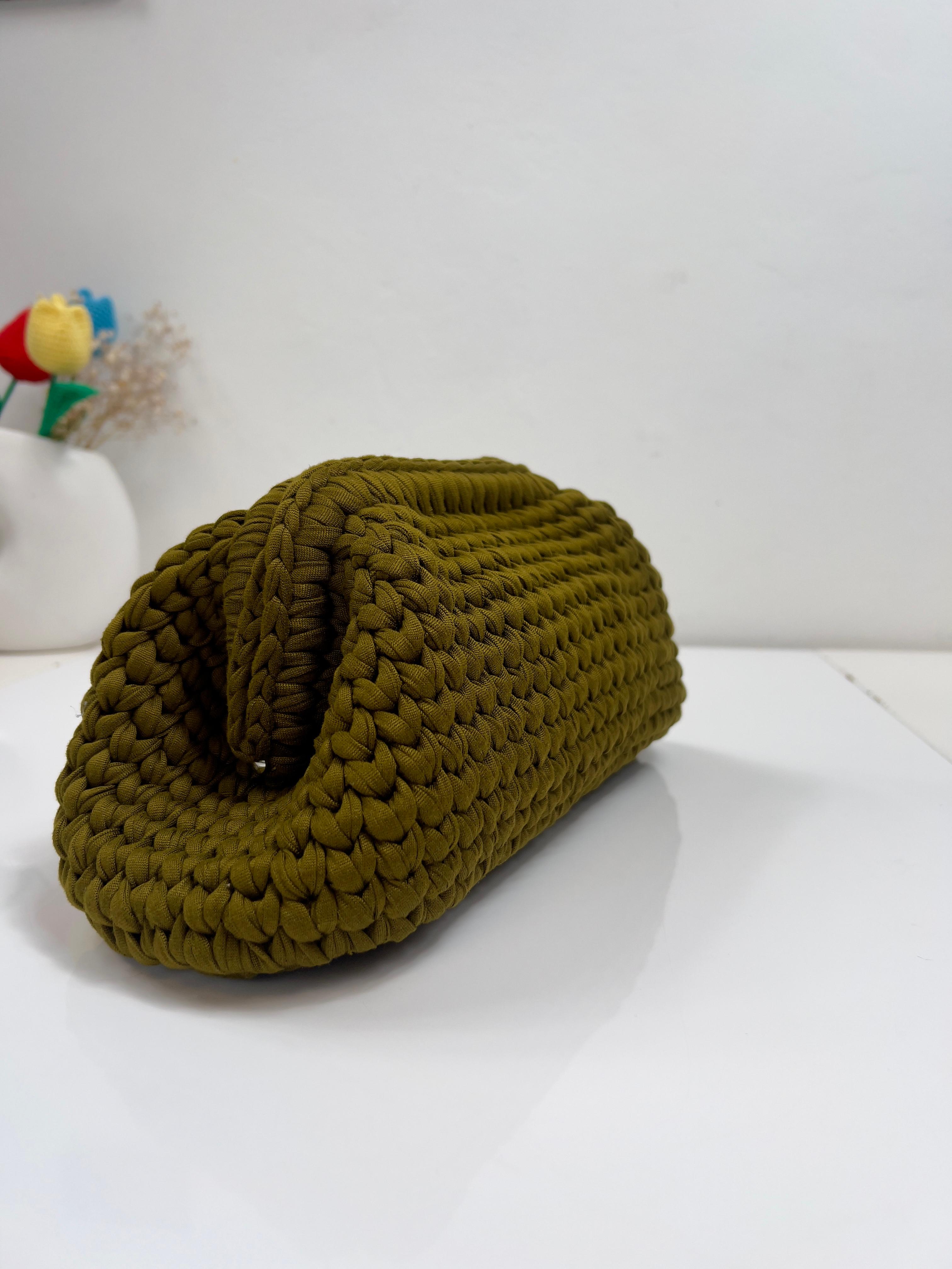 Clutch Midì - VERDE OLIVA