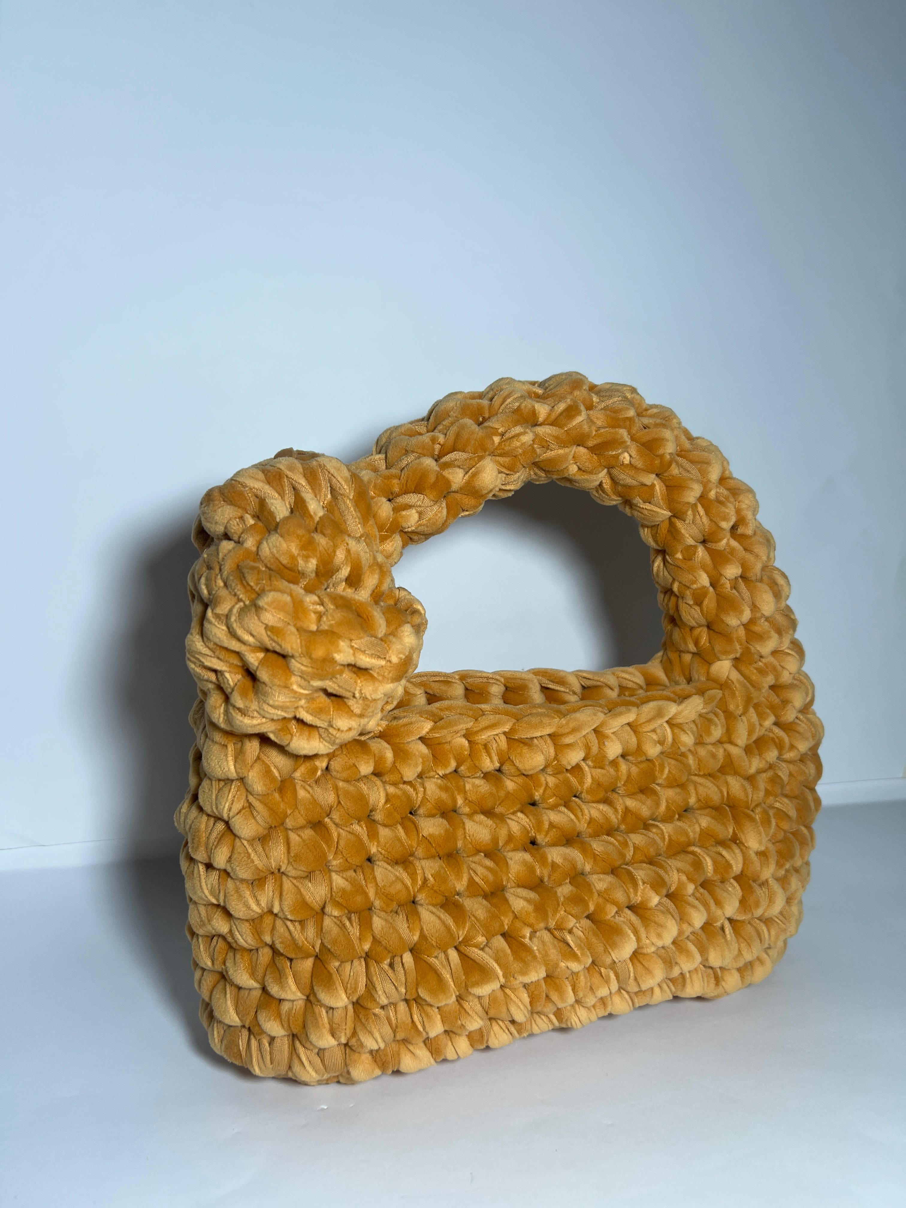 Borsa artigianale in velluto “Nodo Velvet” –  Loopéa